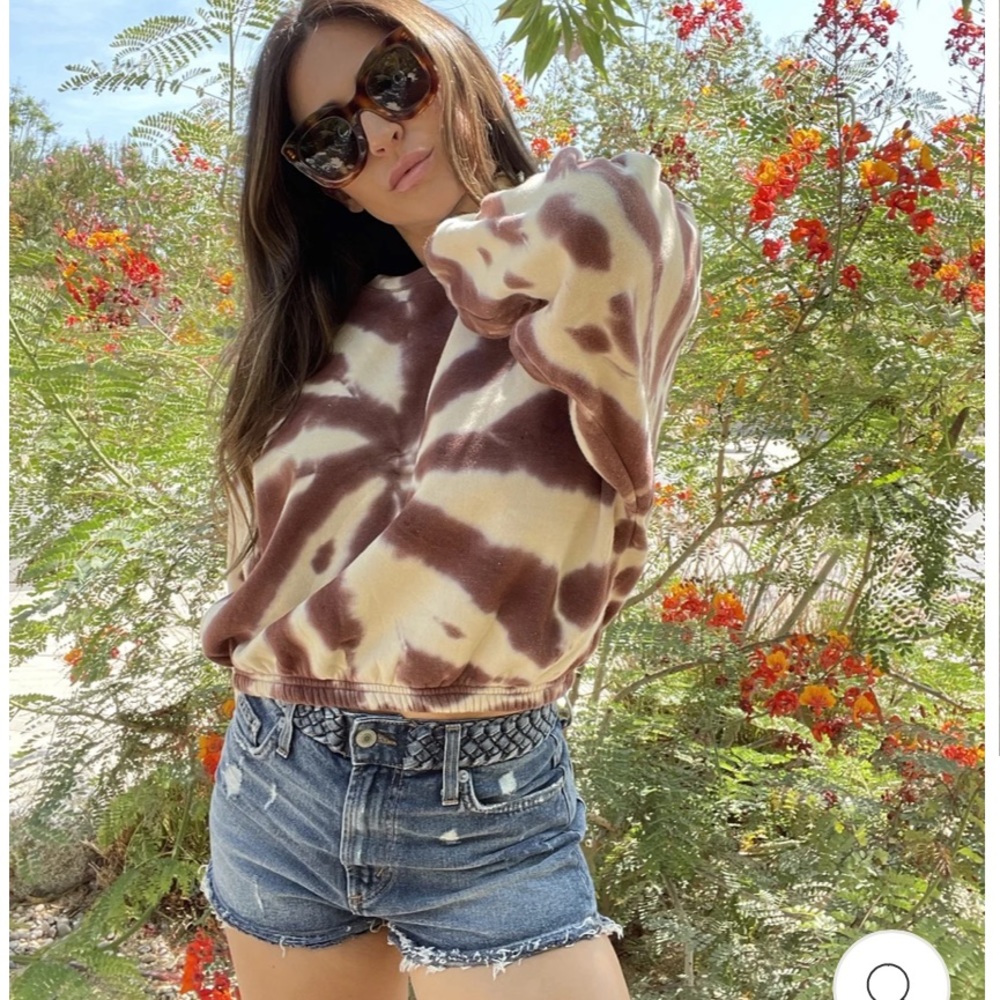 NWT Soft & Cozy Tie-dye Cropped Sweater